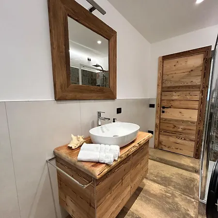 Casa Moses Provagna